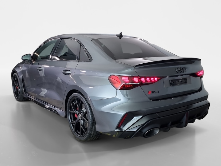Produktbild Audi RS3 Limousine 2.5 TSI quattro Pano Facelift (Benzin)