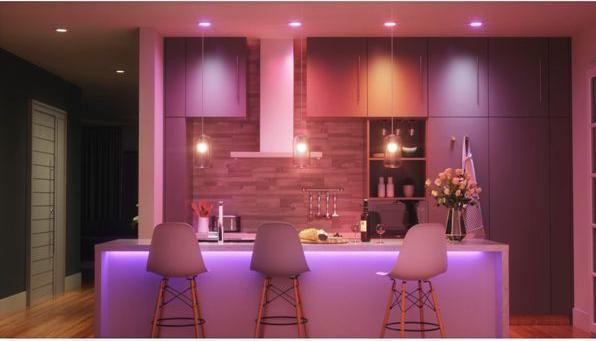 Image du produit Nanoleaf Essentials Smart A60 Bulb B22 Matter 9W 806Lm RGBCW 2700-6500K (B22, 806 lm, 1x)