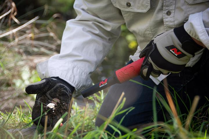 Produktbild Minelab - Wasserdichter Pinpointer Metalldetektor für Experten mit Ton-ID und Einstellbarer Empfindl