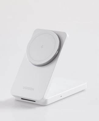 Produktbild Ugreen Magnetisches drahtloses Ladegerät 2in1 (20 W)