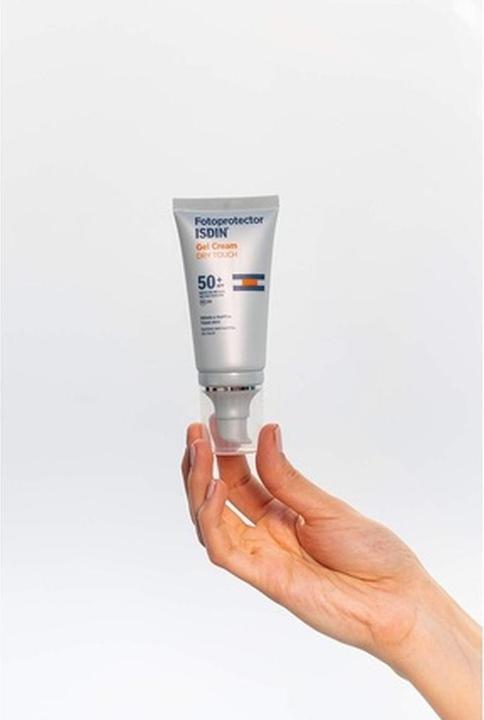 Immagine prodotto Isdin Fotoprotettore Spf 50 Crema Gel Dry Touch 50ml (Crema solare, SPF 50, 50 ml)