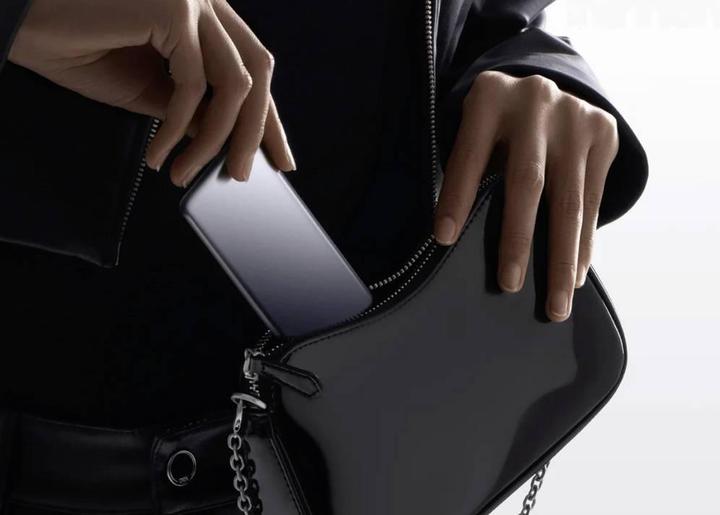 Actual product image Xiaomi Ultra Slim Power Bank 5000mAh (5000 mAh, 19.10 W, 19.40 Wh)