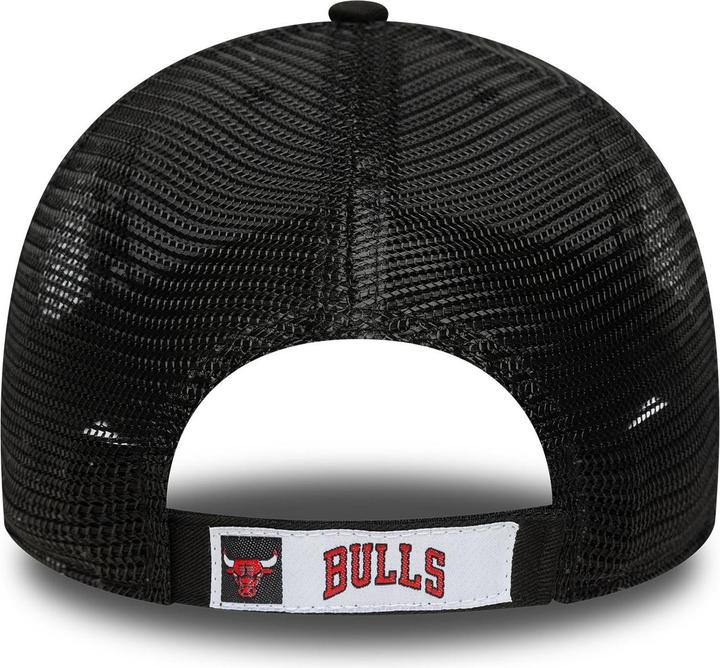 Actual product image New Era Chicago Bulls Trucker Cap 9forty