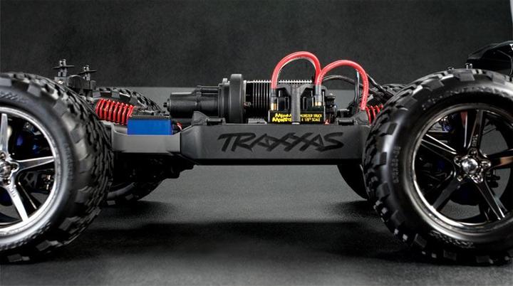 Produktbild Traxxas E-Revo Brushless (RTR Ready-to-Run)