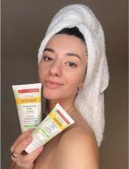 Produktbild Burt's Bees Feuchtigkeitsspendende Creme für sehr trockene Hände und empfindliche Haut mit Aloe und Reismilch