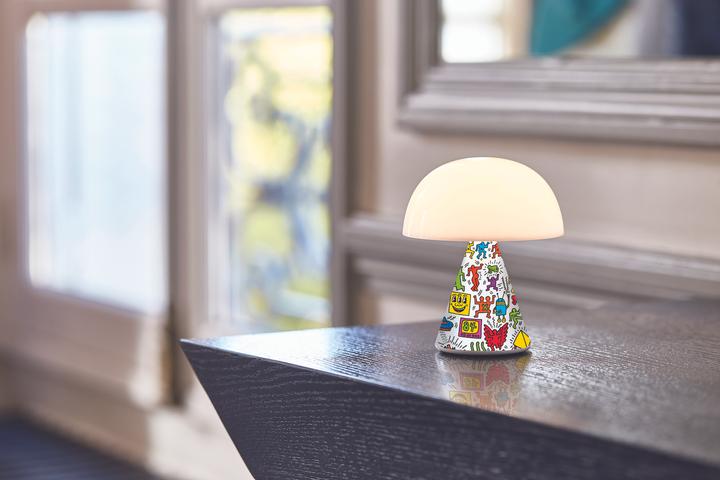 Actual product image Lexon KEITH HARING LOVE safari decorative light