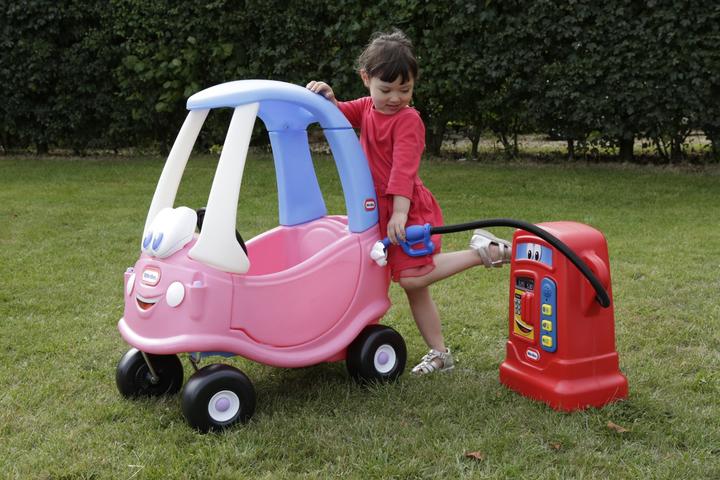 Actual product image Little Tikes Cozy Coupe