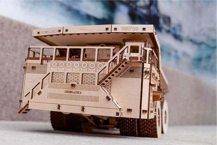 Actual product image Eco Wood Art Dump truck BelAZ 75710
