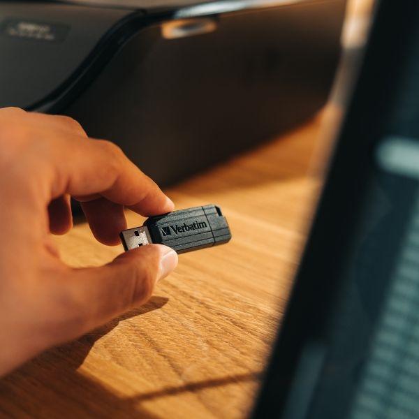 Produktbild Verbatim PinStripe (32 GB, USB-A, USB 2.0)