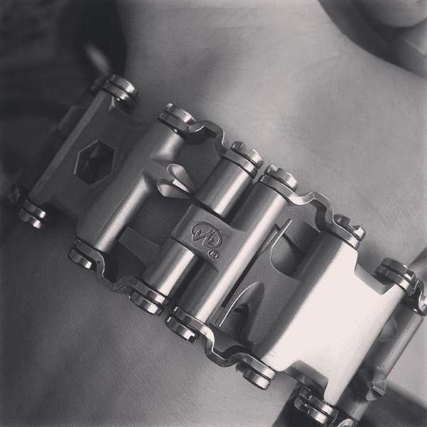 Actual product image Leatherman Tread (29 Functions)