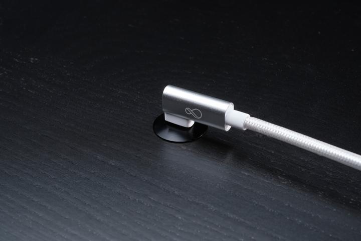 Actual product image Ochno Socket - USB-C outlet w. locking screw 1m cable in Black (1 m, USB 3.2 Gen 2)