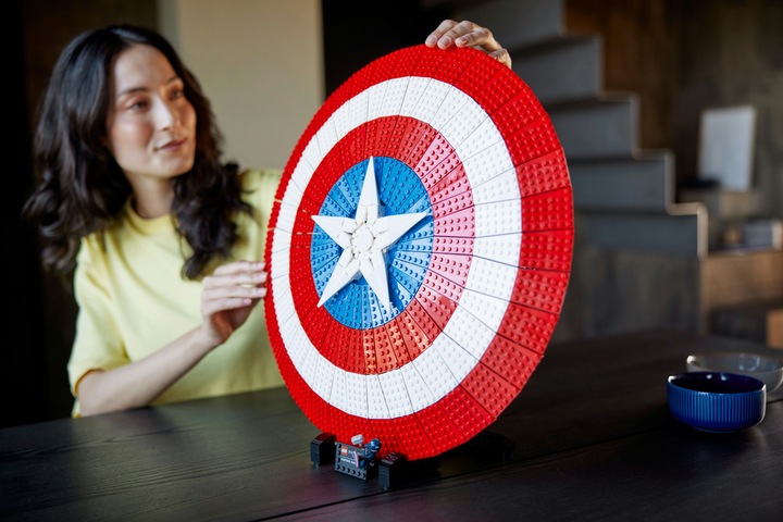 Actual product image LEGO 76262 Confidential (76262, LEGO Marvel)