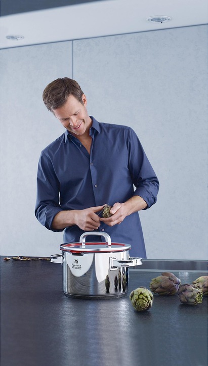 Produktbild WMF Kochtopf Bratentopf Induktion 20cm Glasdeckel 2,5l Function4 Edelstahl (20 cm, Bräter + Schmortopf, Edelstahl)