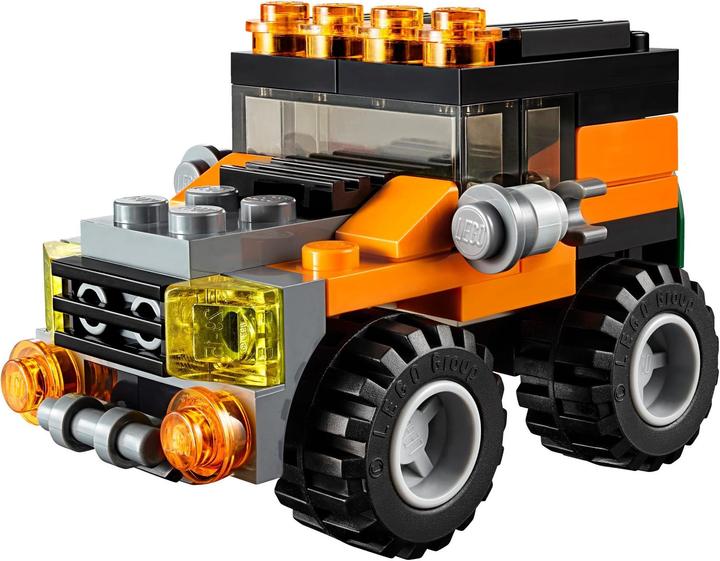 Actual product image LEGO Chopper Transporter (31043, LEGO Creator 3-in-1)