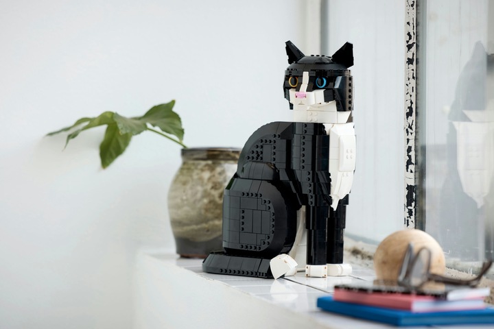 Produktbild LEGO Schwarz-weisse Katze (21349, LEGO Ideas, LEGO Seltene Sets)