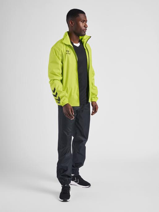 Image du produit hummel Core Xk Spray Jacket (L)