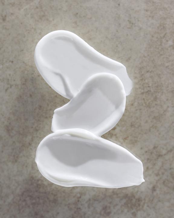Image du produit NIVEA Luminous Body Creme Anti-Dehnungsstreifen & -Pigmentflecken (Crème pour le corps, 200 ml)