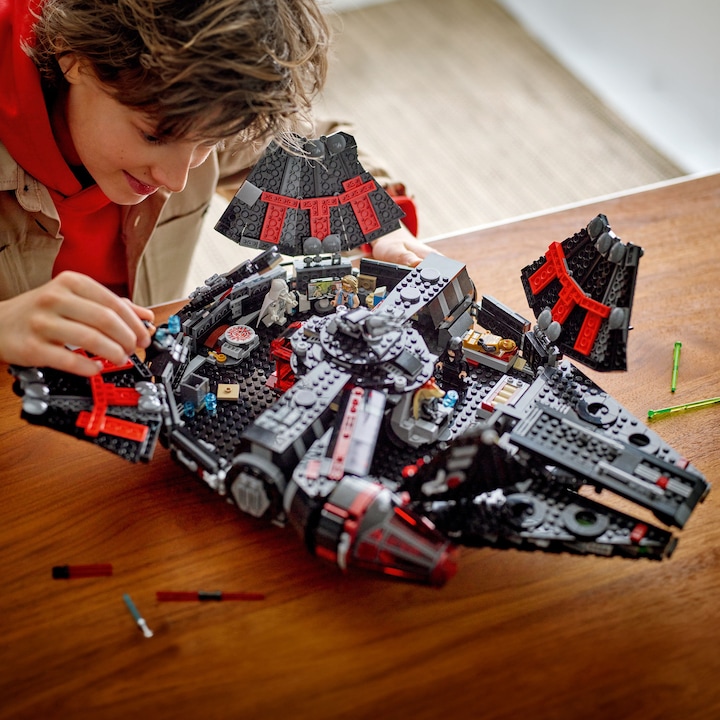 Image du produit LEGO Millennium Falcon noir (75389, LEGO Star Wars)