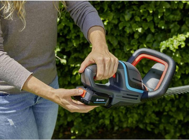 Actual product image Gardena ComfortCut (Rechargeable battery operated)
