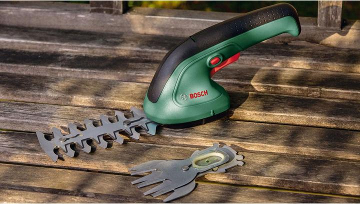Actual product image Bosch Home & Garden EasyShear (Rechargeable battery operated)