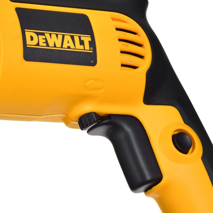 Image du produit DeWalt 650W 13mm percussion drill keyless chuck (Fonctionnement sur secteur)