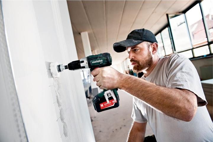 Actual product image Metabo 18 volt cordless drill driver BS 18 LT set + 3xLi-Power battery packs + MetaLoc case (Rechargeable battery operated)