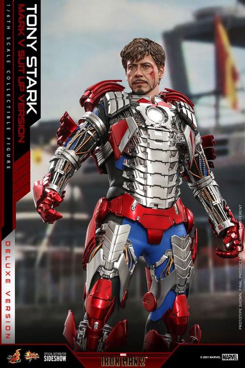 Actual product image Hot Toys Movie Masterpiece 1/6 Tony Stark (Mark V Suit Up Version) Deluxe