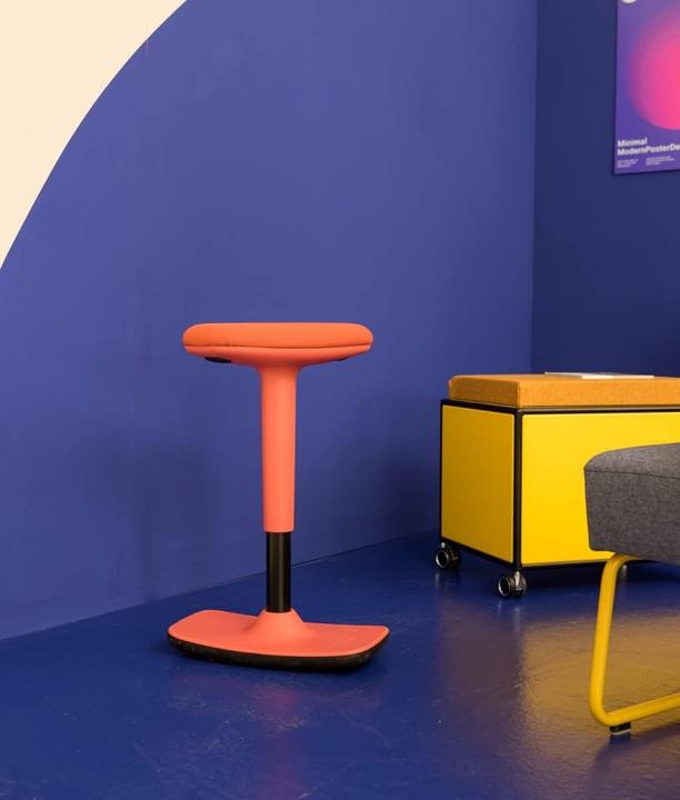 Actual product image Trendoffice Sit and stand stool SW 9299