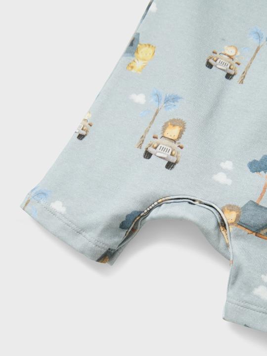 Produktbild Name it Slim Fit Jeans sind oben körperbetont und haben eine schmale Beinform Body (50)