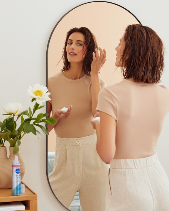 Actual product image NIVEA Volumen Pflege Schaumfestiger (150 ml, Volume foam)