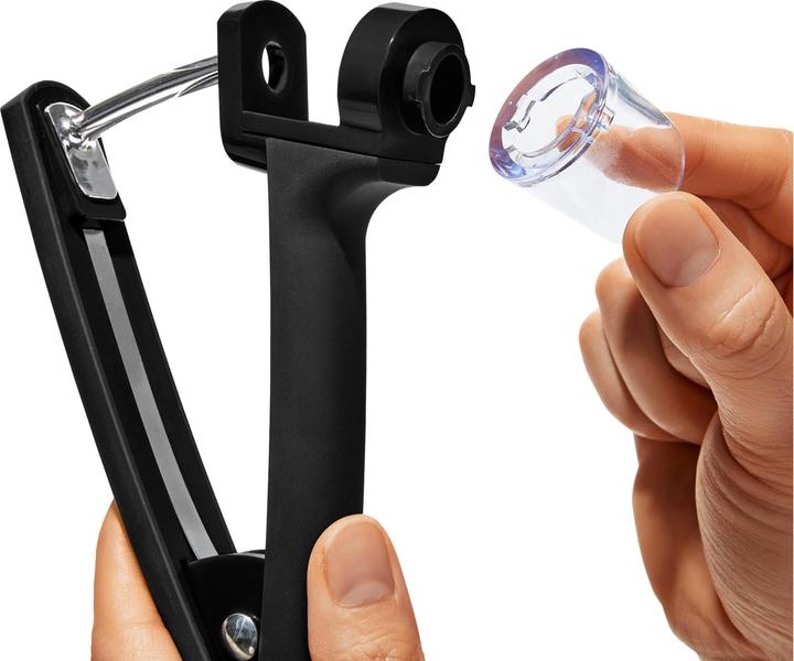 Image du produit OXO Good Grips dénoyauteur de cerises/olives, noir