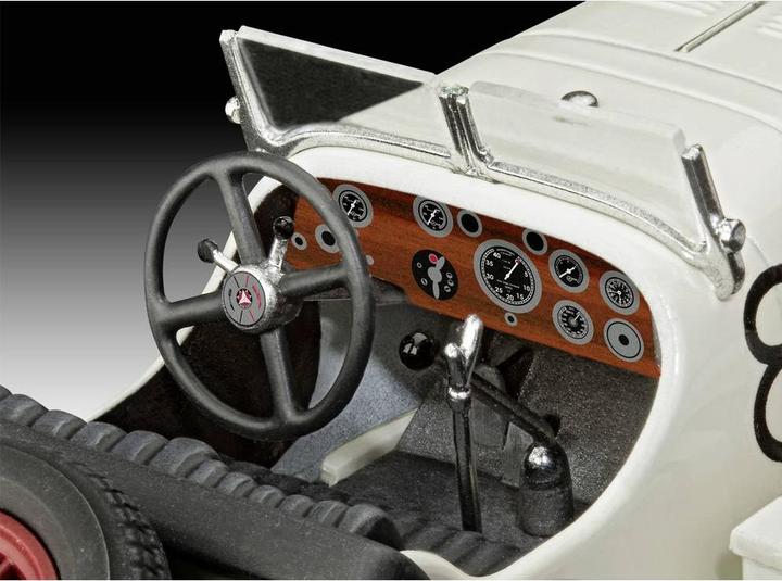 Actual product image Revell Mercedes-Benz SSKL