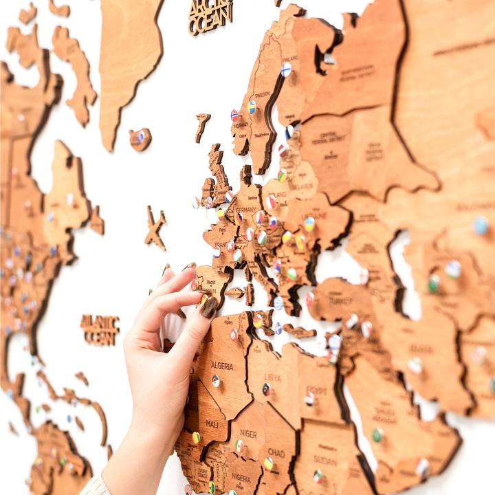 Produktbild Enjoy The Wood 3D Weltkarte (120 x 200 cm)