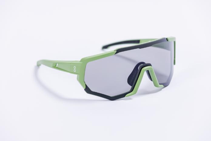 Coast Optics Nita sports glasses Moss green with photochromic lens (Moss green mat, Green)