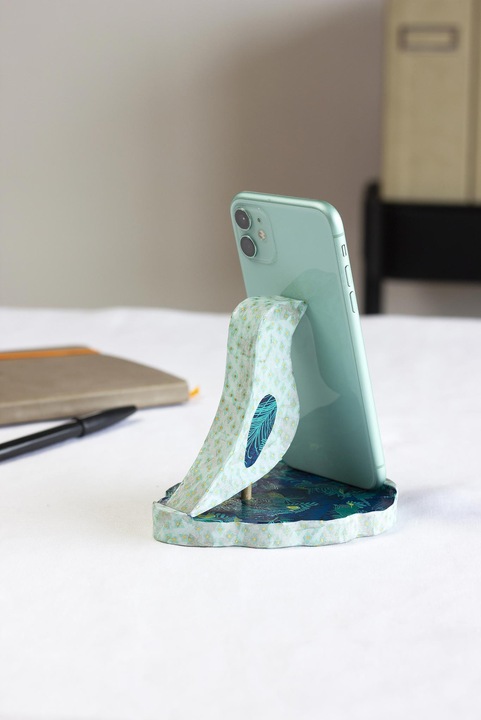 Actual product image Décopatch Mini Set Moon Phone Holder