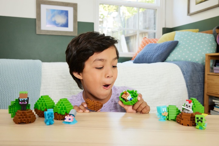 Actual product image Minecraft Mini Mode Spawn Egg (assorted - randomised)