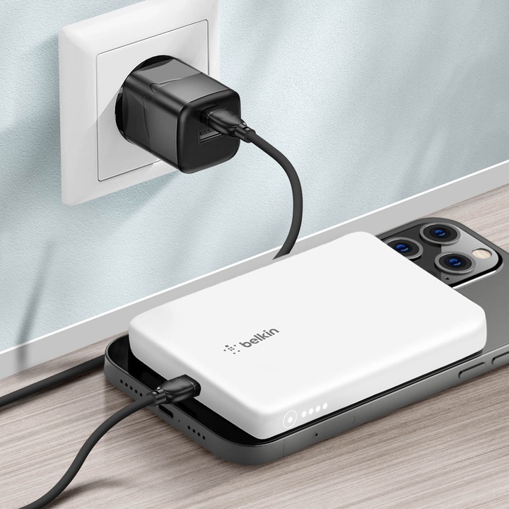 Actual product image Belkin BoostCharge (2500 mAh, 7.50 W, 9.25 Wh)