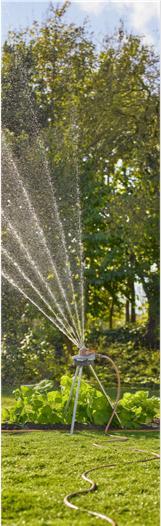 Immagine prodotto Gardena Treppiede per irrigatori (Area irrigatore, Irrigatore circolare, Irrigatore quadrato, Spruzzatori)
