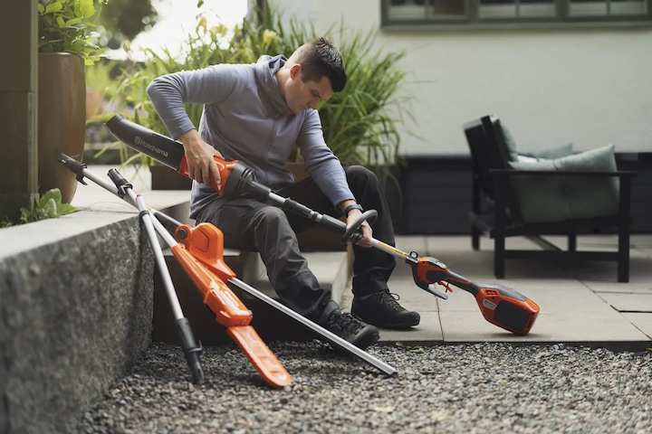 Actual product image Husqvarna Hedge trimmer DH110 FLXi (Weed whacker, Garden machinery attachment)
