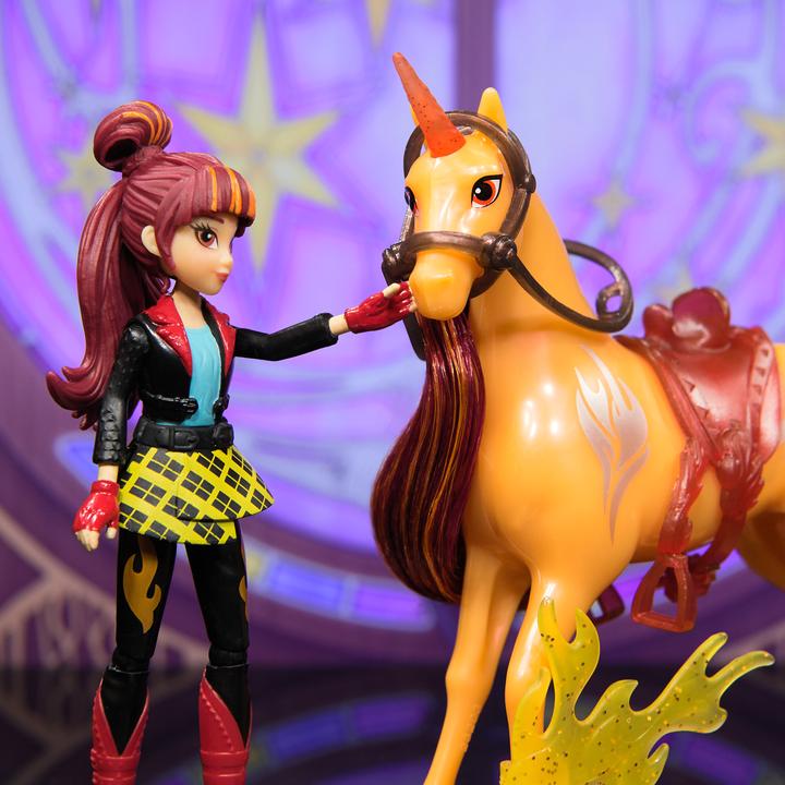 Actual product image Unicorn Academy Valentina and unicorn Cinder (with real mane and tail and brush)