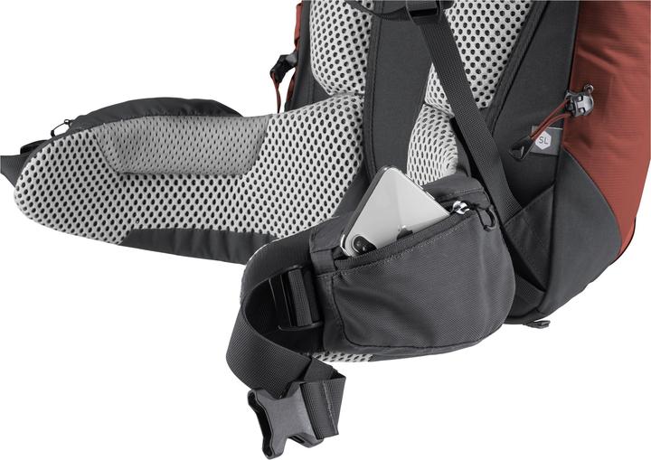 Actual product image Deuter Trail Pro (34 l)