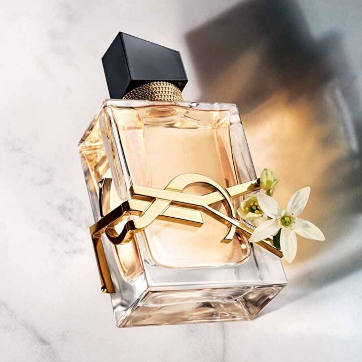 Actual product image Yves Saint Laurent Libre Eau De Parfum Set Eau De Parfum Set 50 Ml (Perfume set)