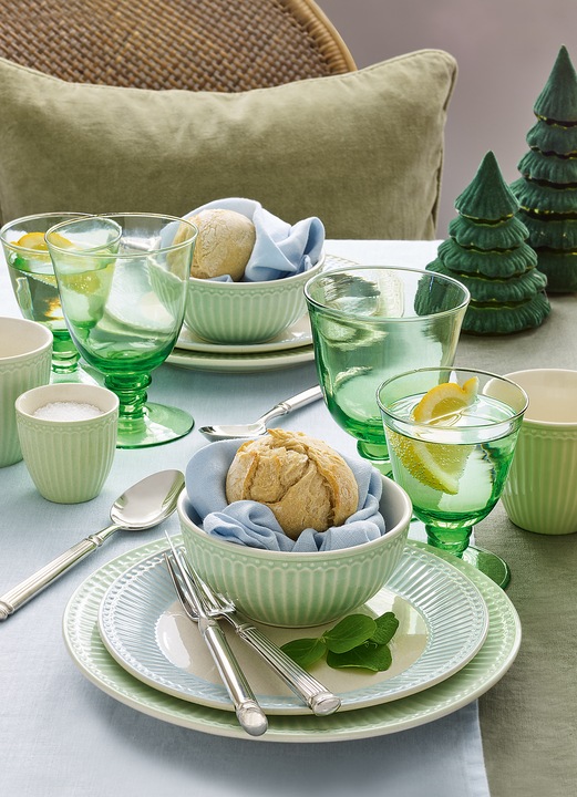 Produktbild Greengate Alice Tasse mit Untertasse pale green 8,5 cm (1 x)