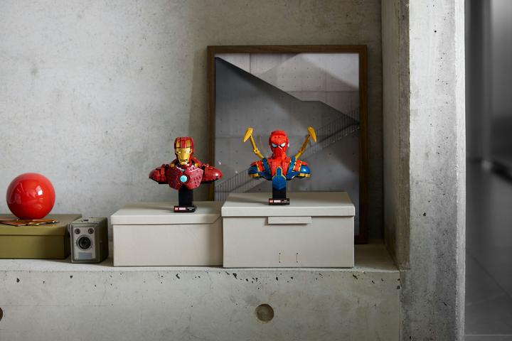 Produktbild LEGO Iron Spider-Man Büste (76326, LEGO Marvel)