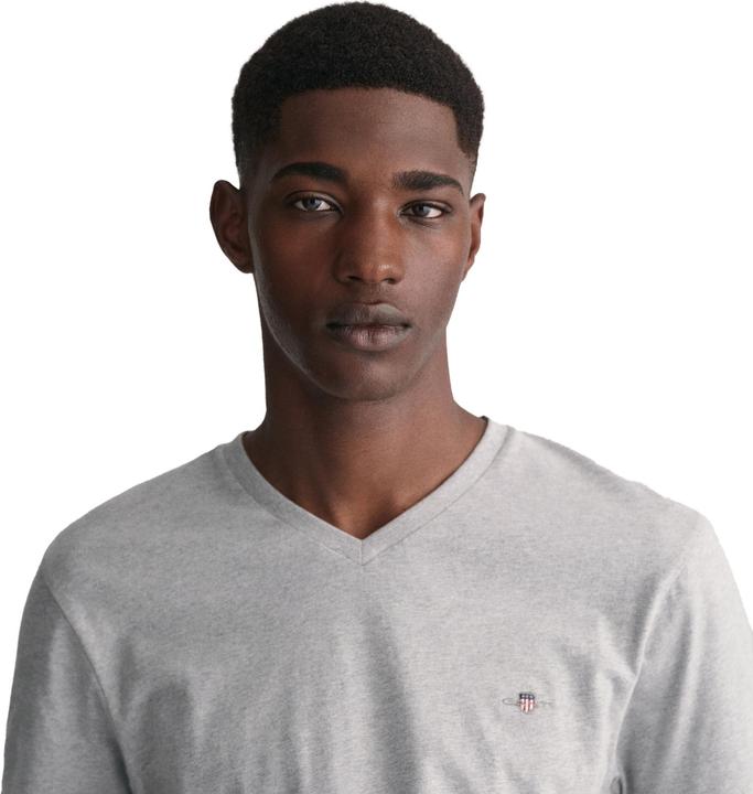 Actual product image GANT Slim Shield V-Neck T-Shirt (XL)