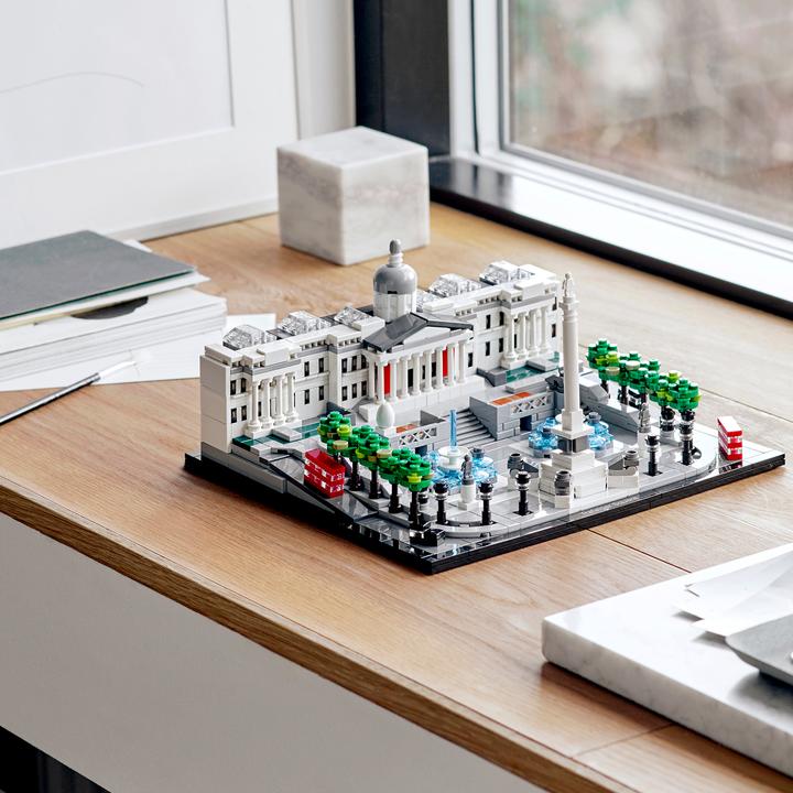 Produktbild LEGO Trafalgar Square (21045, LEGO Architecture)