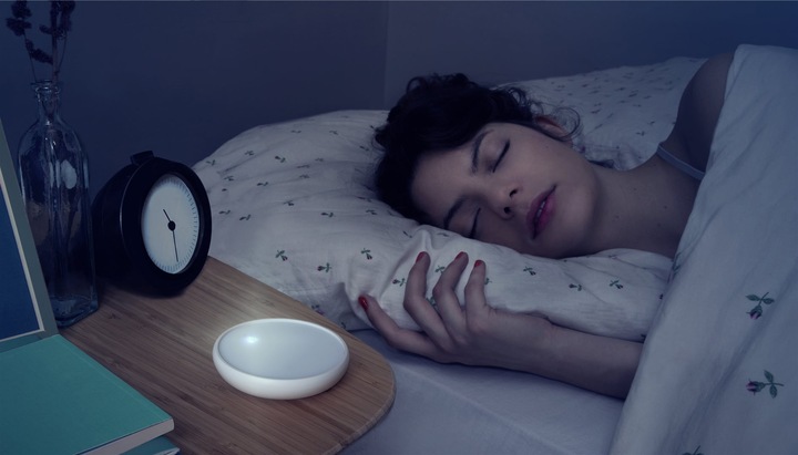 Actual product image Dodow Sleep metronome