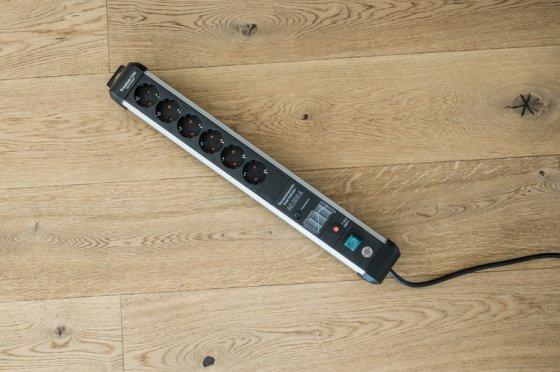 Productafbeelding Brennenstuhl 1391010601 Meervoudige wandcontactdoos met schakelaar zilverzwart beschermingscontact 1 st. (6 x, CEE 7/3, 5 m)