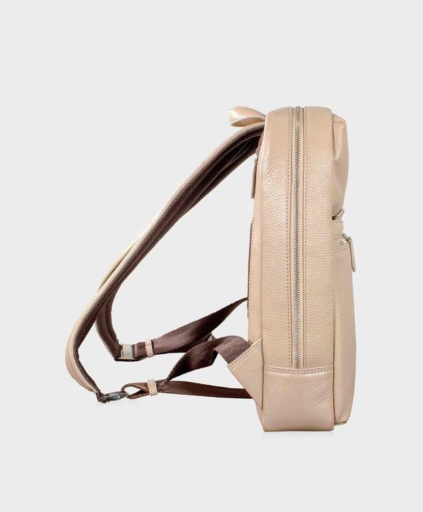 Actual product image Braun Büffel Hanna (12 l)