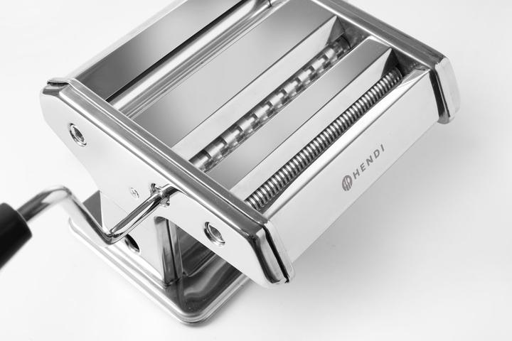 Actual product image Hendi Manual pasta machine width up to 140 mm
